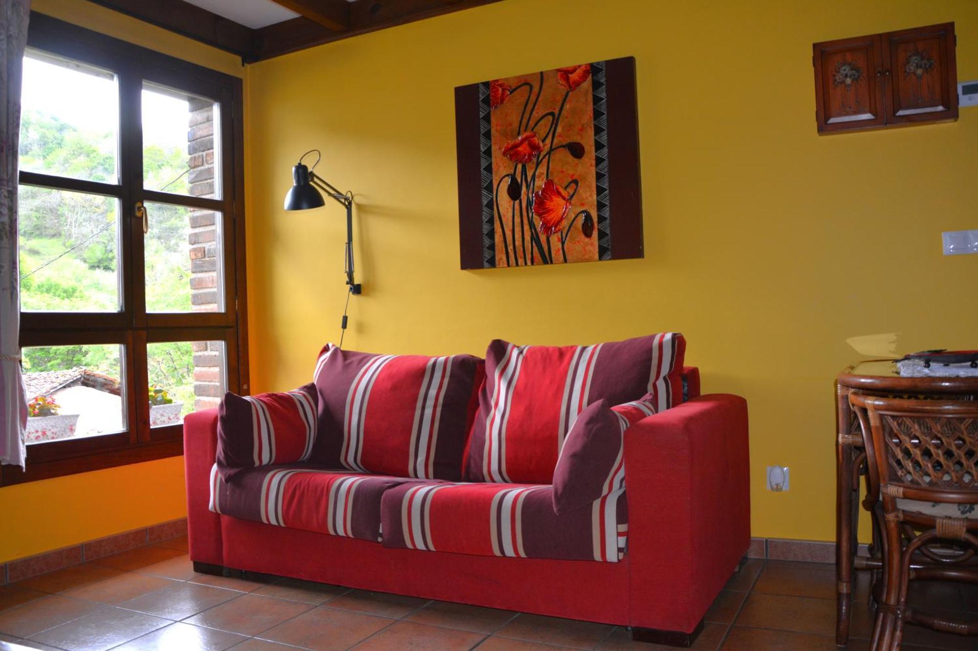 Apartamentos Rurales Piedrafita Llenin Bagian luar foto